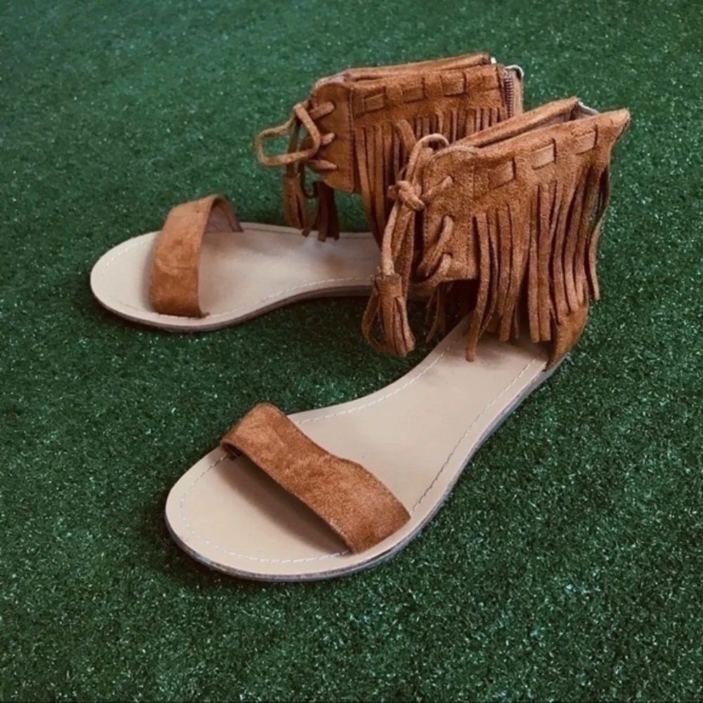 Wild Diva Lounge Tan Fringe Sandals